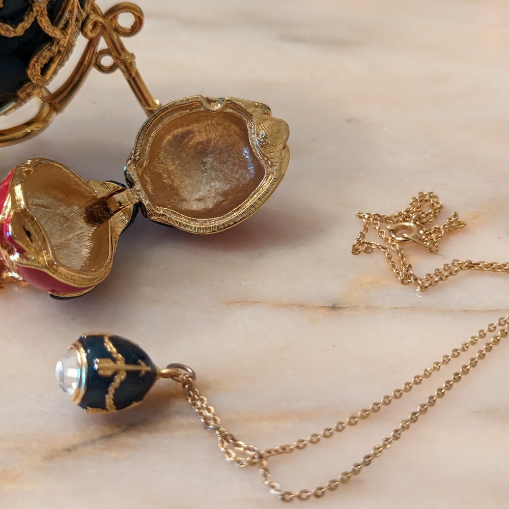 Neiman Marcus Fabrege Rosebud Egg w/Necklass, blue/gold 2003